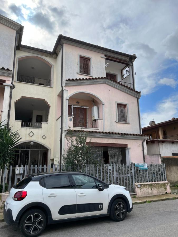 Ampio Bilocale * Olbia